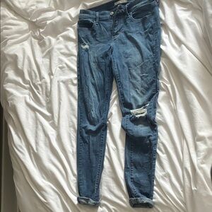Stylish 710 Distressed Blue Jeans
